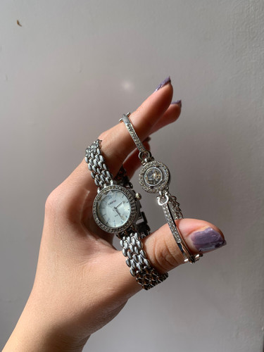 ست ساعت و دستبند سفید استیل رنگ ثابت مدل شیک و خاصTime4U