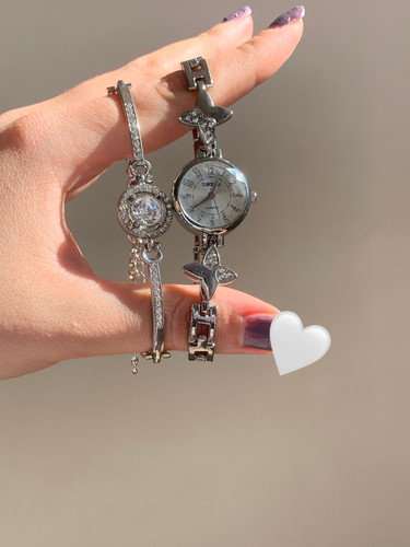ست ساعت و دستبند زنانه سفید استیل رنگ ثابت مدل Time47 شیک و خاص